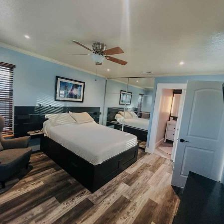 Artistic Retreat, King Suite With Private Balcony! Delray Beach Exteriör bild