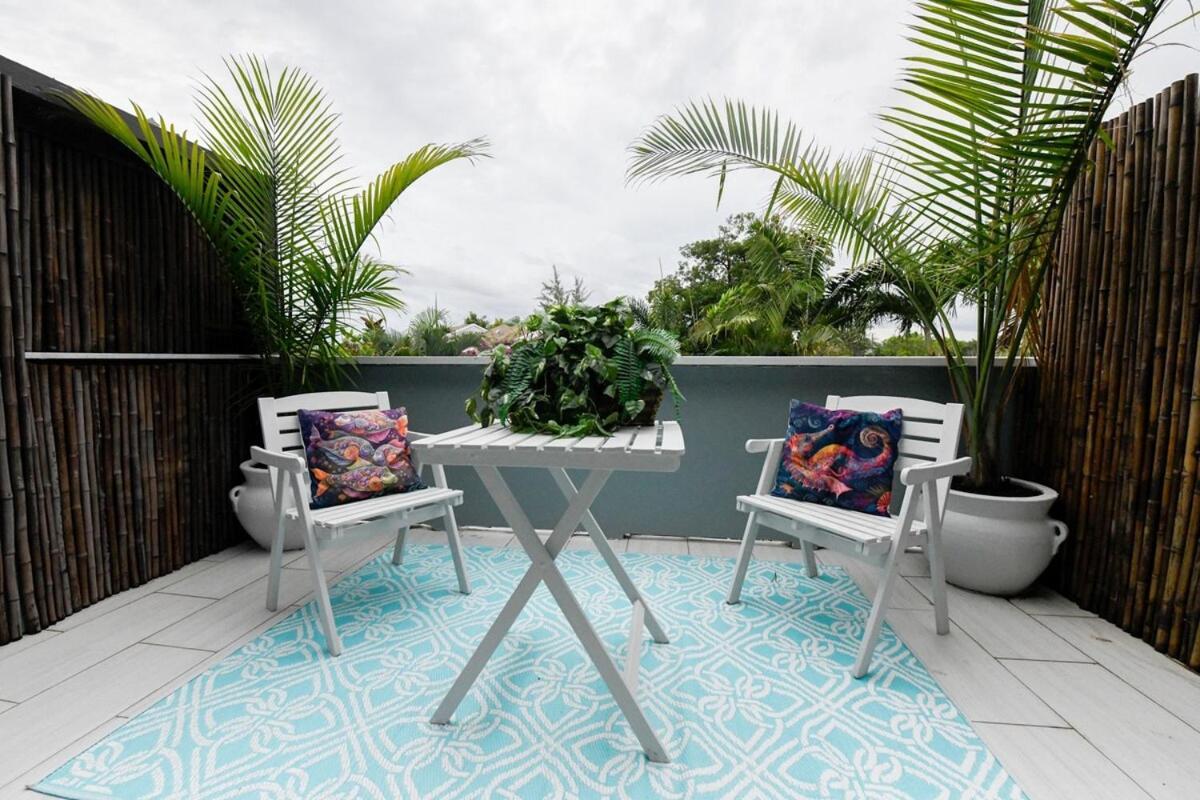 Artistic Retreat, King Suite With Private Balcony! Delray Beach Exteriör bild